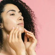 Za&scaron;to su balzami za skidanje &scaron;minke postali nezaobilazni u rutini njege kože