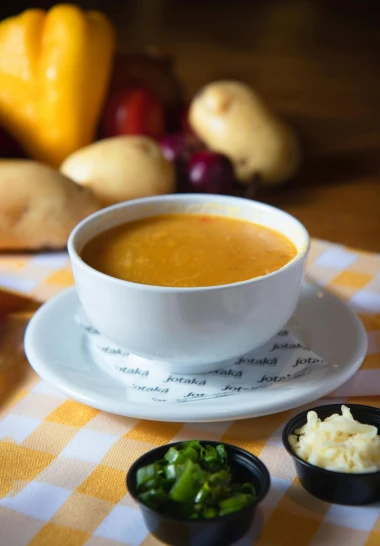 Pet detoks juha koje vraćaju energiju i čiste tijelo nakon blagdana