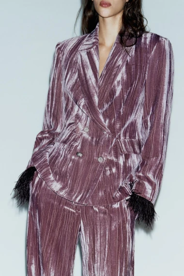 Ne propustite: Najbolji sakoi sa sniženja u Zari koji će upotpuniti va&scaron; stil