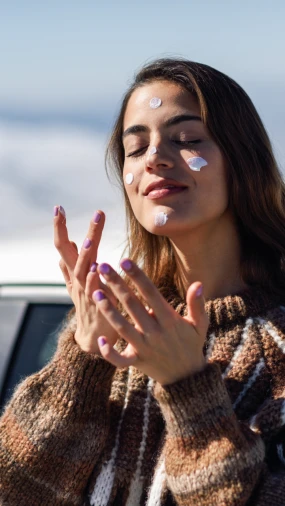 Najbolji SPF za hiperpigmentaciju: Ključni korak u borbi protiv tamnih mrlja