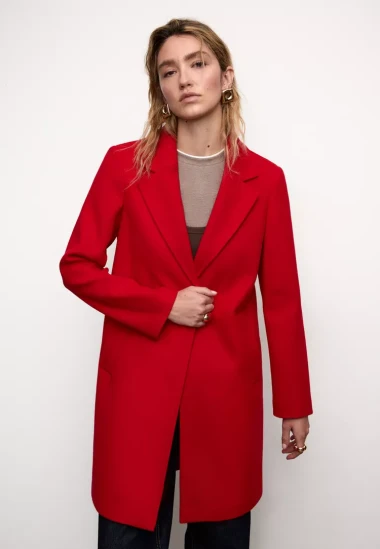 Od jakni do čizama: Najpoželjniji Stradivarius zimski komadi sa sniženja