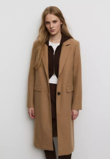 Od jakni do čizama: Najpoželjniji Stradivarius zimski komadi sa sniženja