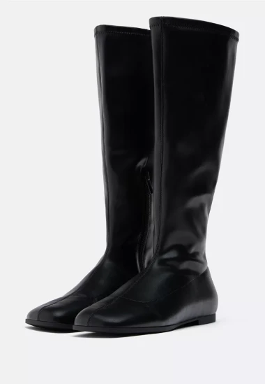 Od jakni do čizama: Najpoželjniji Stradivarius zimski komadi sa sniženja