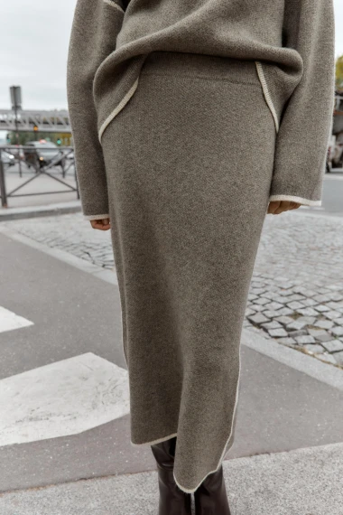 Tople i efektne: Zara ima cool suknje koje se lako uklapaju u svaki zimski outfit