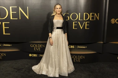 Zlatna večer Sarah Jessice Parker: Golden Eve u znaku obitelji i eterične srebrne haljine