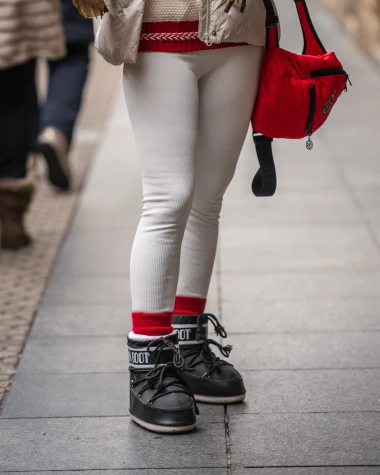 Udobnost na prvom mjestu: Zimski outfit sa &scaron;pice savr&scaron;en za snježne dane