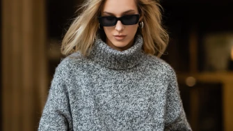Siva boja u glavnoj ulozi: Najljep&scaron;i pleteni komadi za hladne dane