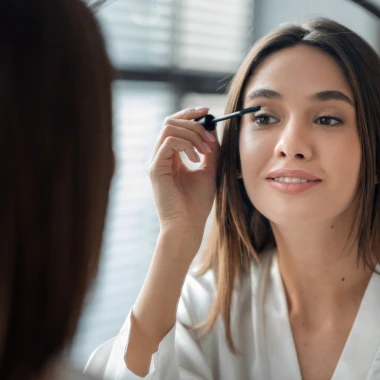 Zablistaj u 5 minuta: Brzi beauty trikovi za užurbana jutra