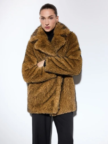 Bunde od umjetnog krzna su apsolutni hit zime: Izdvojili smo modele za svaki stil