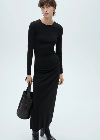 Veliko sniženje: Ova pletena haljina u Mango Outletu ko&scaron;ta samo 17 eura, prije je bila 150