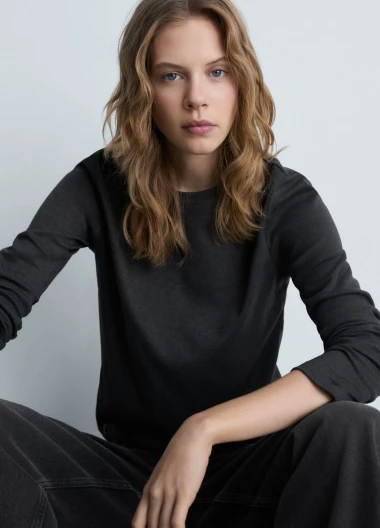 Veliko sniženje: Ova pletena haljina u Mango Outletu ko&scaron;ta samo 17 eura, prije je bila 150