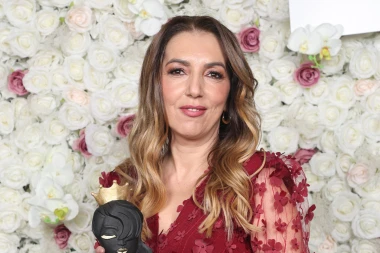 Velika čast: Ivana Ivanda Rožić i Jelena Perčin osvojile nagradu 'Timeless Beauty'