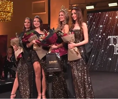 Velika čast: Ivana Ivanda Rožić i Jelena Perčin osvojile nagradu 'Timeless Beauty'