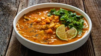 Varivo od leće kakvo jo&scaron; niste probali: Tri brza recepta i savjeti za savr&scaron;en okus