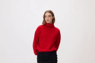 Kako osvježiti garderobu uz minimalan budžet: Top komadi sa sniženja do 20 eura