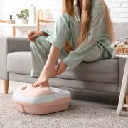 Zimska njega stopala: Kako se rije&scaron;iti suhih i ispucalih peta u 3 laka koraka