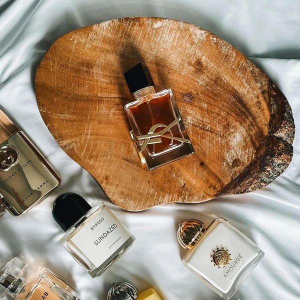 Od toplih nota do neočekivanih akorda: Parfemski trendovi za 2026. godinu