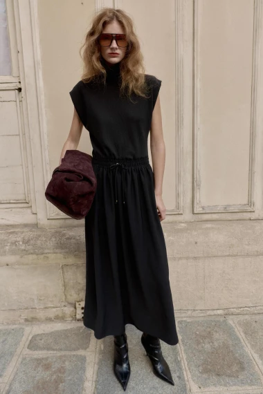 20 crnih haljina do 20 eura: Ove ljepotice vrijedi uloviti na sniženju