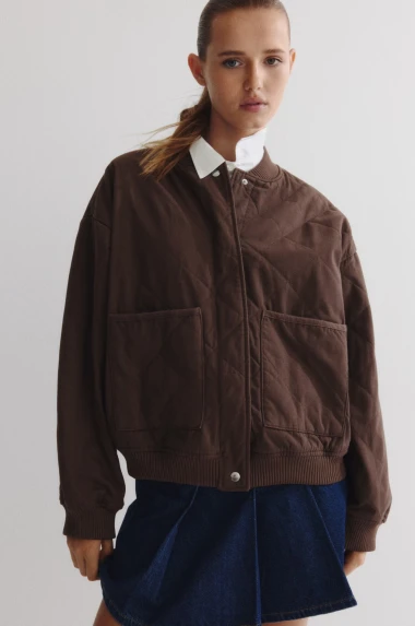 Bomber jakne sa sniženja: Najbolji komadi koje se sada isplati uloviti