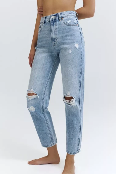 Jedan kroj izlazi iz mode: Ovo su trendi modeli traperica za 2026. godinu