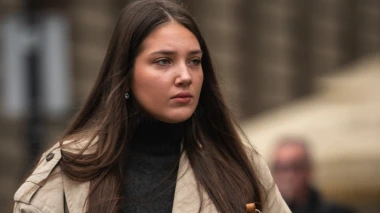 Ovako se nosi bež: Djevojka sa &scaron;pice u kombinaciji koju želimo kopirati