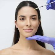 Za&scaron;to je 'less is more' nova mantra estetike?