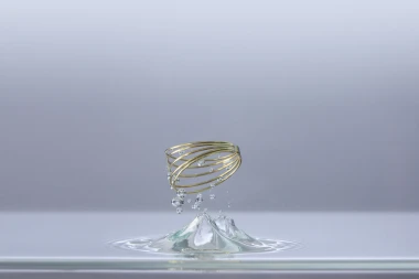 Arhitektica Senka Dombi predstavlja izložbu nakita Tanka u Galeriji Kranjčar