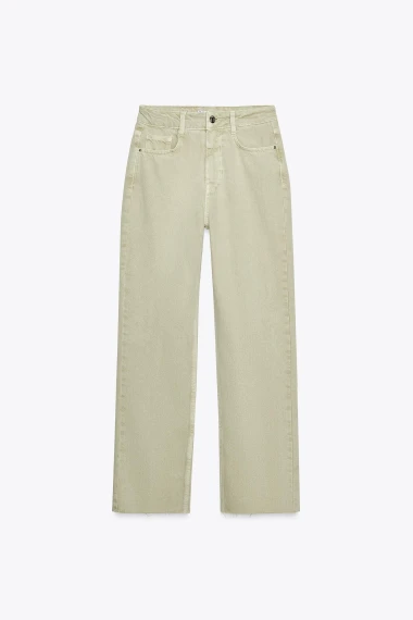 Traje drugi krug sniženja u Zari: Izdvojili smo top komade do 15 eura