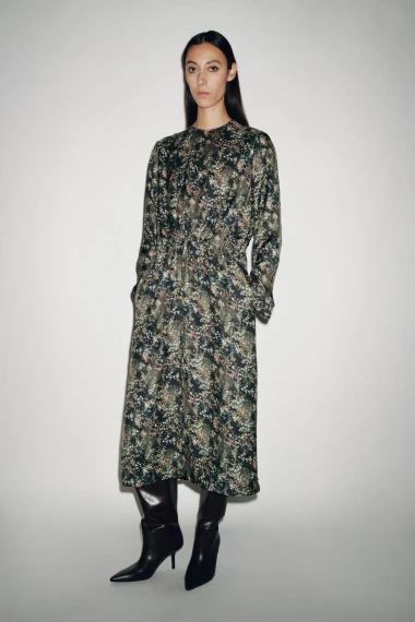 Traje drugi krug sniženja u Zari: Izdvojili smo top komade do 15 eura