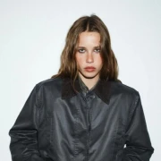 Traje drugi krug sniženja u Zari: Izdvojili smo top komade do 15 eura