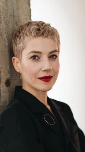 Otvorenje izložbe suvremenog nakita Senke Dombin privuklo mnoga poznata lica