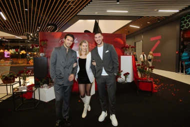 Ekskluzivni event za najveće fanove! Gospoda Savr&scaron;eni raspametili okupljene, a prva epizoda zaintrigirala