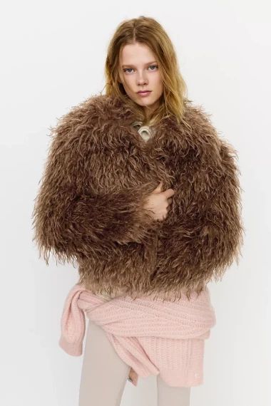 Bunde na sniženju: Najchic zimski komad koji se sada isplati kupiti