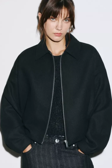 Prona&scaron;li smo crne klasike na sniženju koje vrijedi imati u ormaru