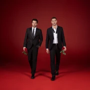 Ljubav pod kretskim suncem: Peta sezona 'Gospodina Savr&scaron;enog' poslije ponoći na platformi Voyo!