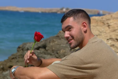 Gospoda Savr&scaron;eni upoznali kandidatkinje! Tko je kliknuo, tko se razočarao i kome idu prve ruže?