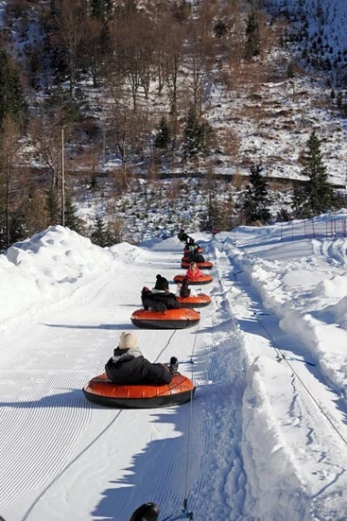 Zimske radosti samo dva sata od Zagreba: Osjetite zimu u Jezerskom