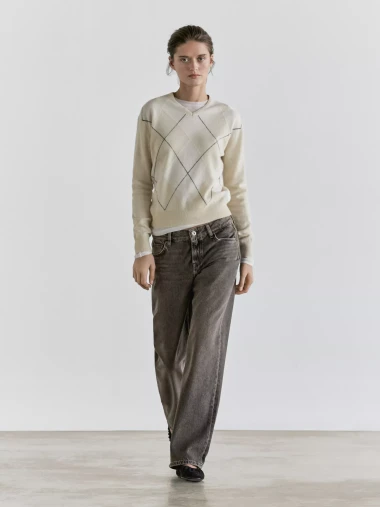 Elegantnije od crnih: Ova boja traperica obilježit će novu sezonu