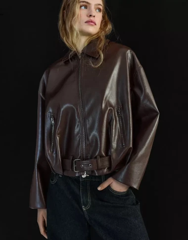 Kožna bomber jakna dominirat će proljećem: Prona&scaron;li smo modele na sniženju i u novim kolekcijama