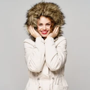 Uskoro će na dno ormara: Kako pravilno oprati zimsku jaknu i sačuvati joj životni vijek