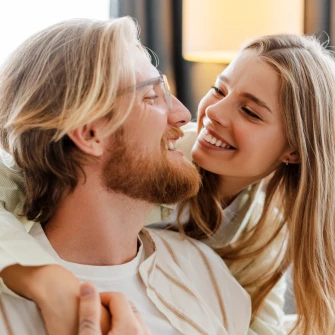 Za&scaron;to neke veze opstanu, a druge se raspadnu? Sinastrija ima odgovor