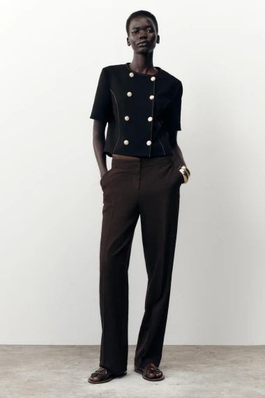 Top 10 sakoa u Zari za 16 eura &ndash; prona&scaron;li smo savr&scaron;ene komade za svaki stil