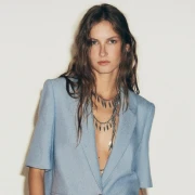 Top 10 sakoa u Zari za 16 eura &ndash; prona&scaron;li smo savr&scaron;ene komade za svaki stil