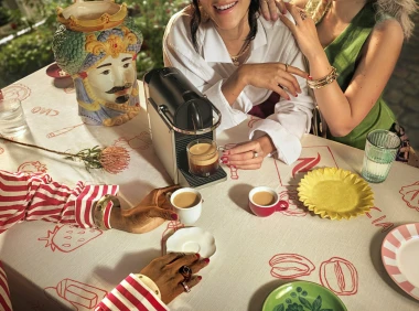 Već 40 godina Nespresso postavlja standarde savr&scaron;ene kave