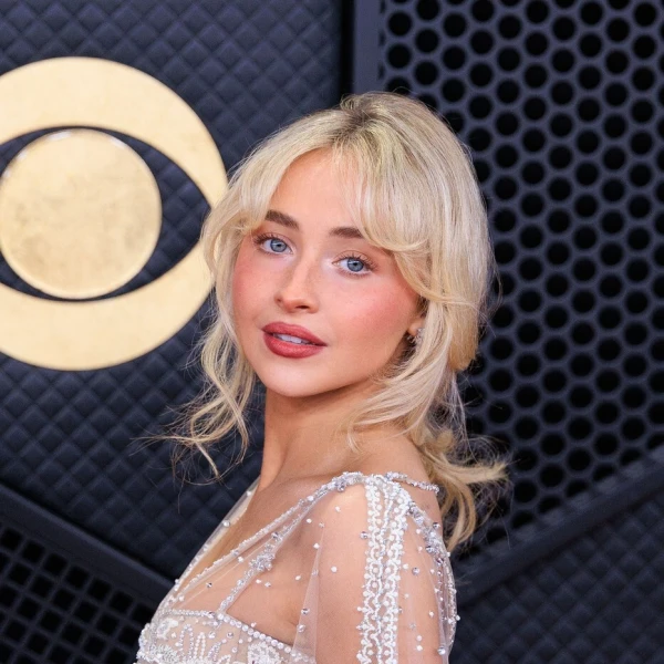 Najbolje odjevene zvijezde Grammyja 2026.: Sabrina Carpenter odu&scaron;evila romantičnom haljinom