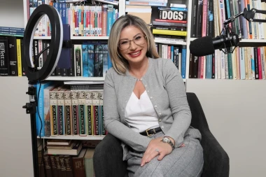 Tko je žena koja je u nekoliko dana na dru&scaron;tvenim mrežama skupila preko 12,5 milijuna pregleda?