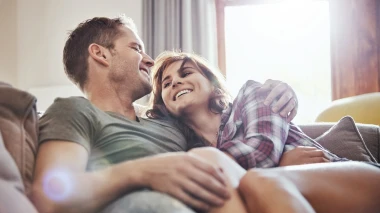 Pet lica ljubavi: Kako razumjeti partnera koji drugačije pokazuje da vas voli