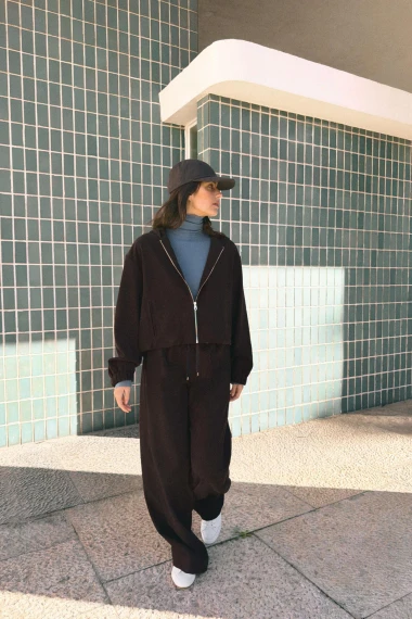 Kako je trenirka postala omiljeni modni komad generacije Z