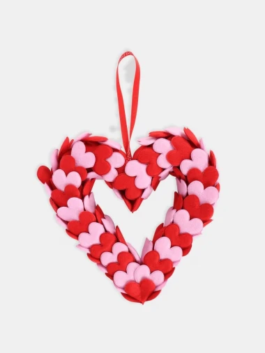 Dom u znaku ljubavi: Popularni brendovi donose kolekcije inspirirane Valentinovom