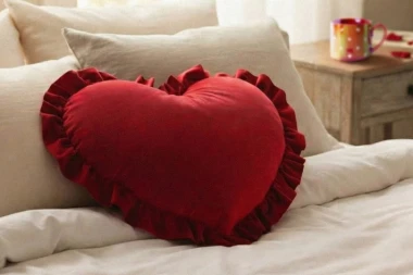 Dom u znaku ljubavi: Popularni brendovi donose kolekcije inspirirane Valentinovom